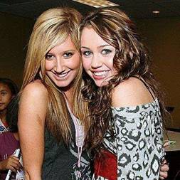miley cyrus and ashley tisdale together